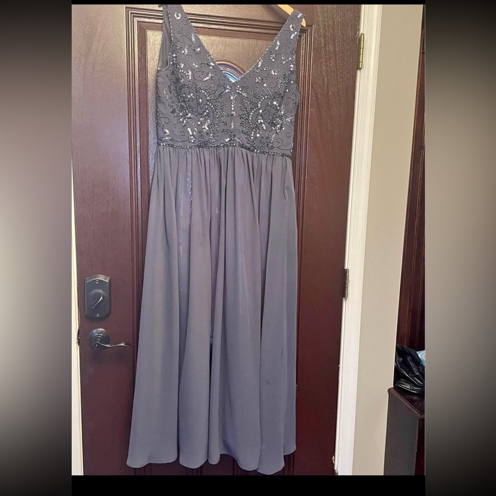 Adrianna Papell Special Occasion Dress